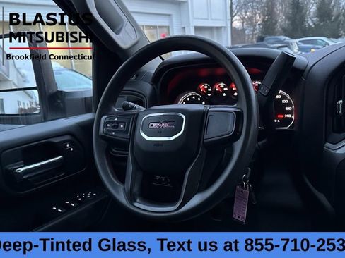 Used 2022 GMC Sierra 2500 Pro w/ Convenience Package image 18