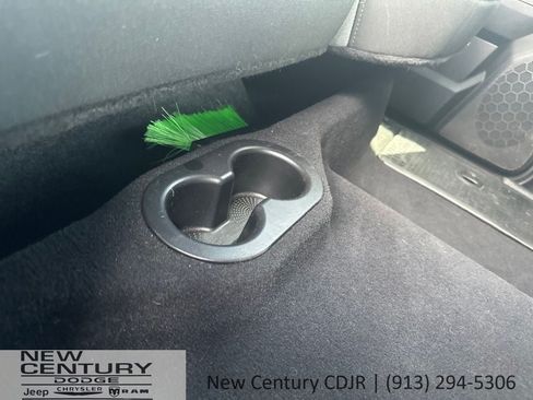 Used 2024 RAM 2500 Big Horn AWD/4WD image 11