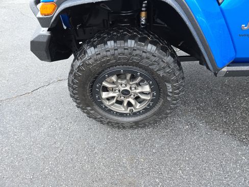 Used 2022 Jeep Wrangler Unlimited Rubicon w/ Trailer Tow Package image 11