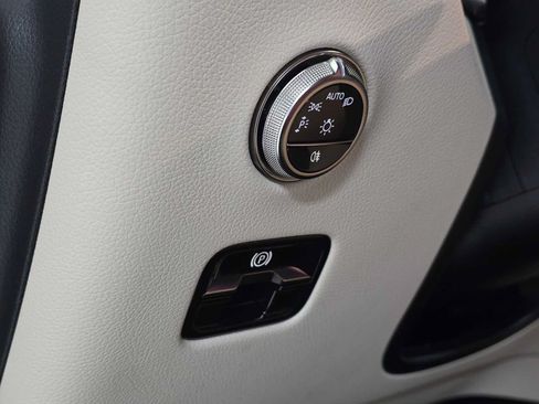 Certified 2026 Mercedes-Benz GLC 300 4MATIC image 26