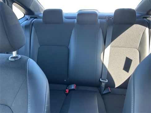 Used 2024 Honda Civic Sport image 13