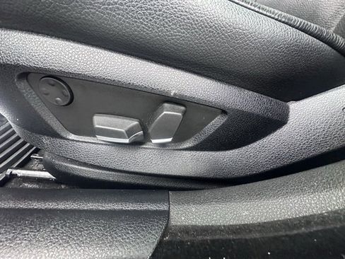 Used 2011 BMW 535i xDrive Sedan image 11