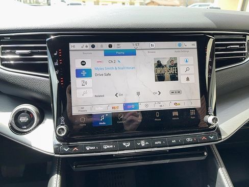 New 2026 Jeep Grand Wagoneer 4WD image 31