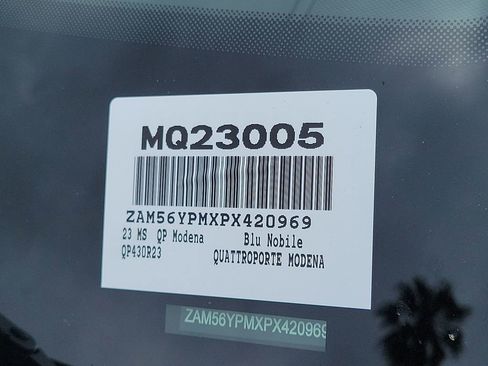 Used 2023 Maserati Quattroporte Modena image 20