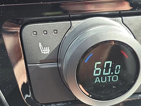 Used 2024 Toyota Grand Highlander XLE image 31