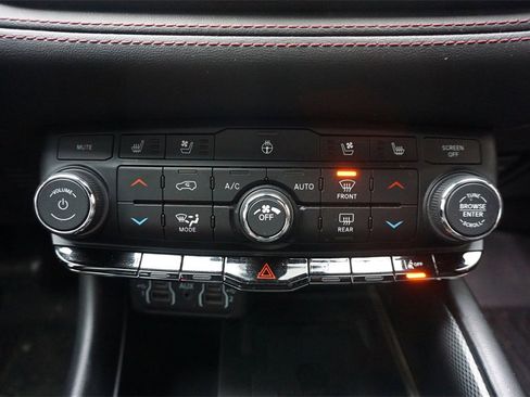 Used 2021 Dodge Durango R/T w/ Technology Group image 14