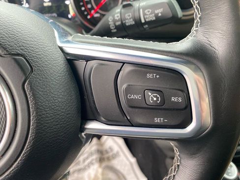 Used 2021 Jeep Wrangler Unlimited Rubicon image 19