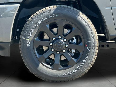 New 2026 RAM 2500 Laramie AWD/4WD image 24