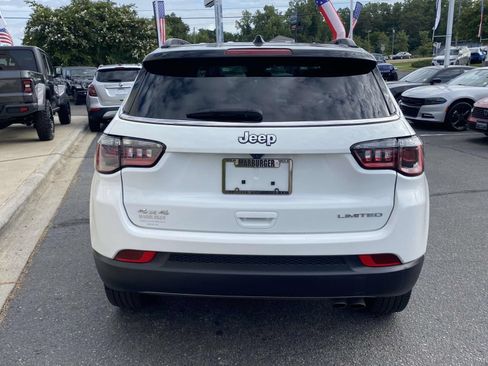 Used 2022 Jeep Compass Limited AWD/4WD image 6