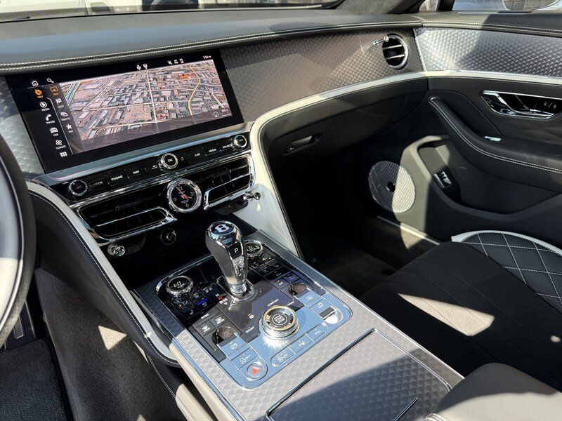 Used 2024 Bentley Flying Spur W12 AWD/4WD image 14