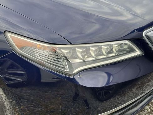 Used 2016 Acura TLX w/ Technology Package image 4