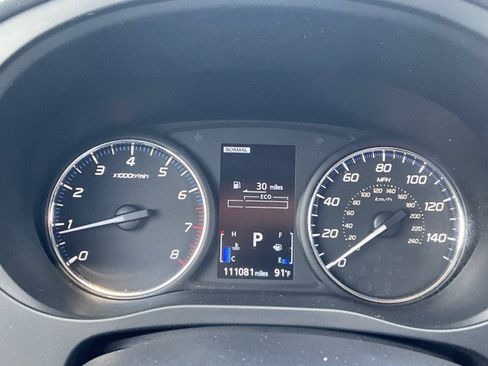 Used 2019 Mitsubishi Outlander SEL AWD/4WD image 14