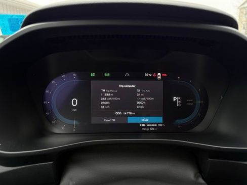 Certified 2023 Volvo C40 P8 Recharge Plus w/ Climate Package image 23