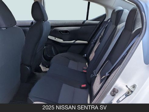 Used 2025 Nissan Sentra SV FWD image 15
