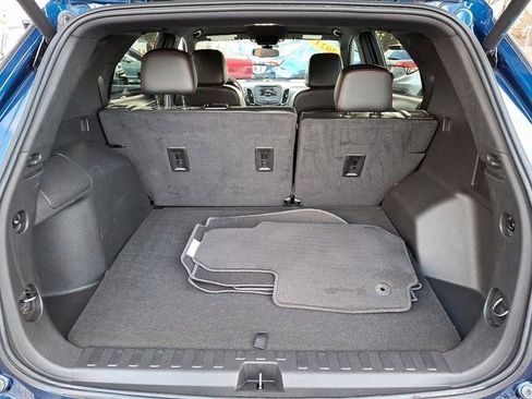 Used 2023 Chevrolet Equinox RS image 37