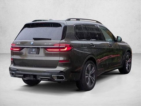 Used 2026 BMW X7 xDrive40i w/ M Sport Package AWD/4WD image 2