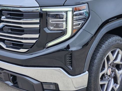Used 2023 GMC Sierra 1500 SLT RWD image 7