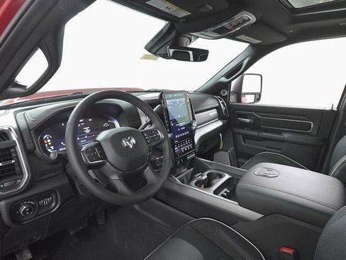 New 2026 RAM 2500 Laramie AWD/4WD image 14