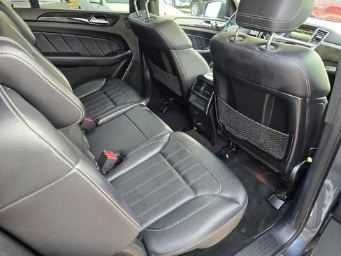 Used 2016 Mercedes-Benz GL 450 4MATIC w/ Premium I Package image 27