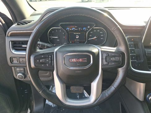 Used 2021 GMC Yukon SLE AWD/4WD image 19