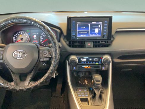 Used 2020 Toyota RAV4 LE AWD/4WD image 22