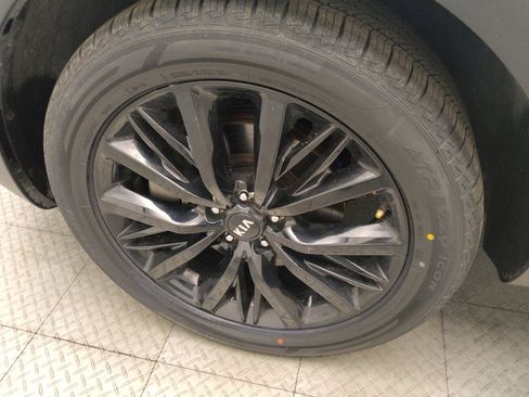 Used 2020 Kia Telluride SX w/ SX Prestige Package image 31