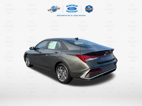 Used 2026 Hyundai Elantra Hybrid FWD image 3