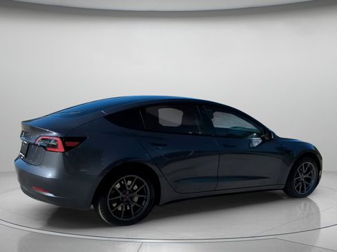 Used 2023 Tesla Model 3 Standard Range RWD image 30