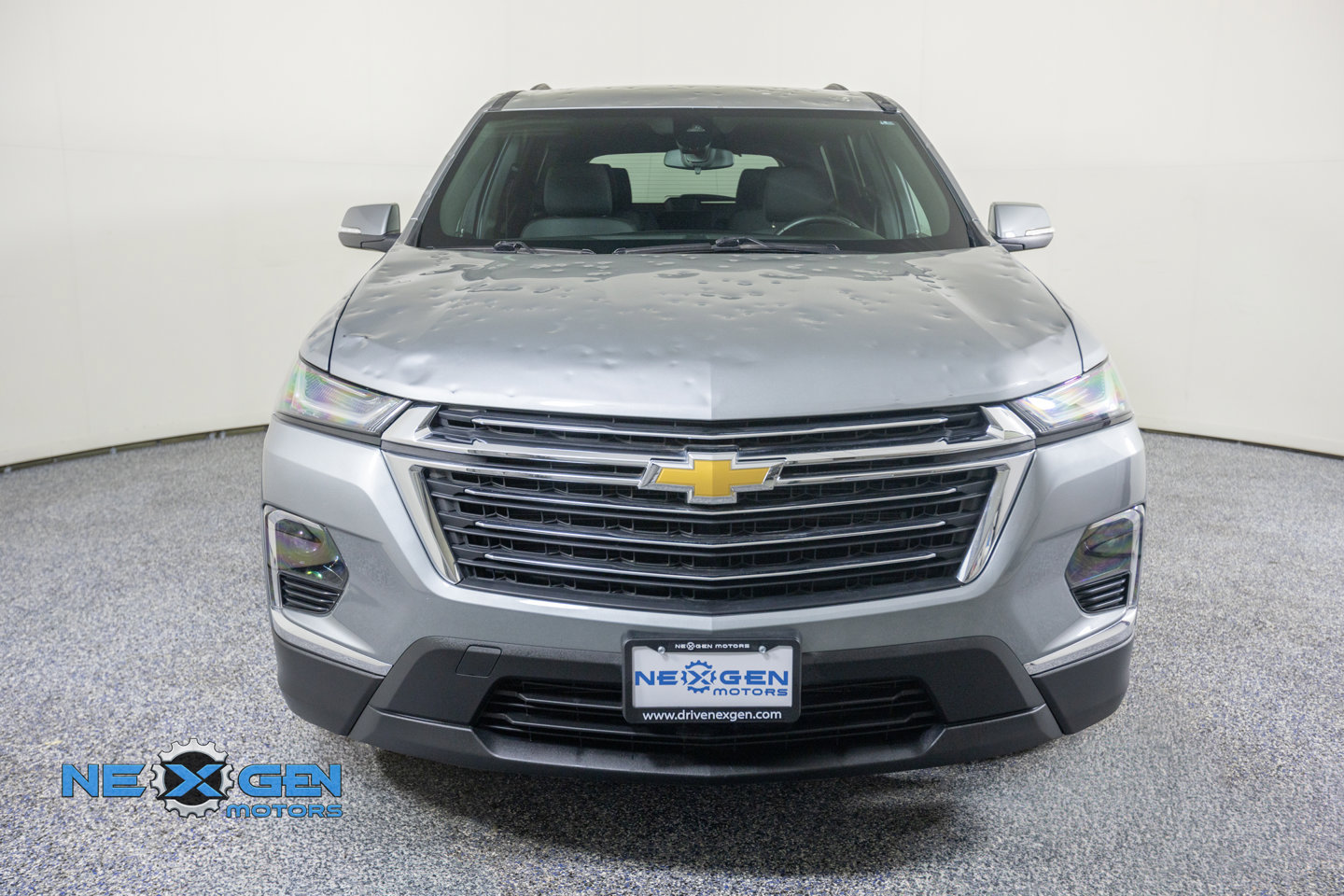 Used 2023 Chevrolet Traverse LT w/ LPO, Floor Liner Package AWD/4WD image 3