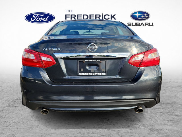 Used 2016 Nissan Altima 2.5 S w/ Power Driver Seat Package FWD image 5