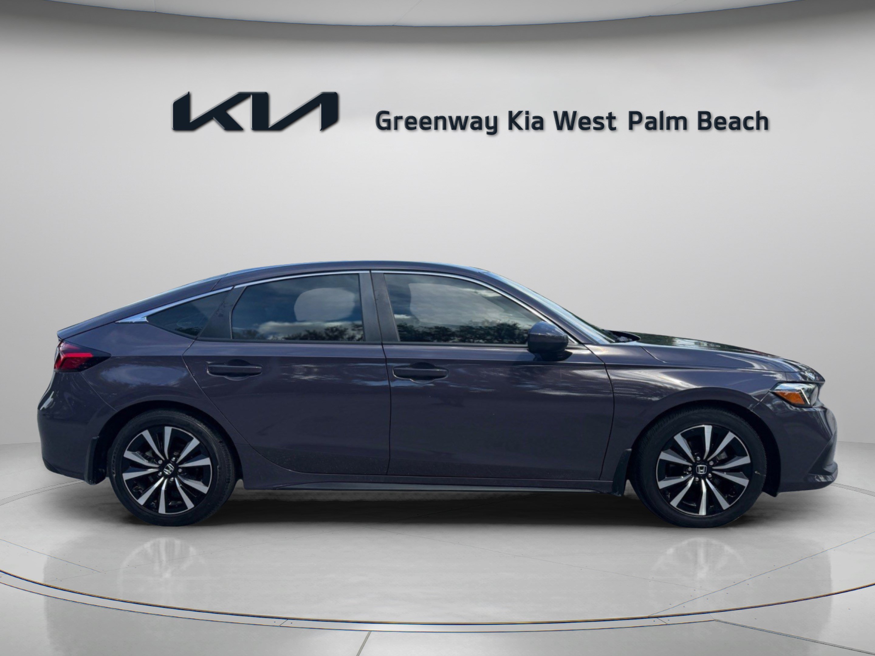 Used 2024 Honda Civic EX-L image 8