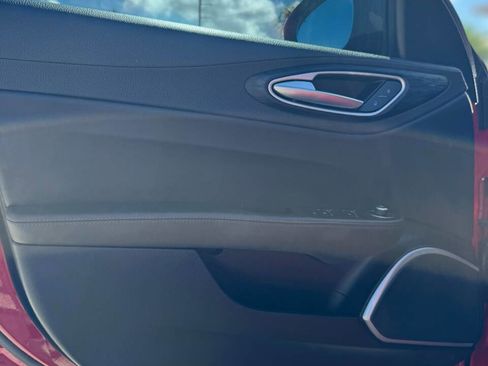 Used 2019 Alfa Romeo Giulia w/ Nero Edizione image 30