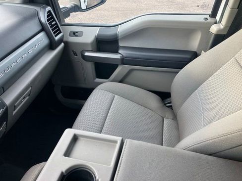 Used 2021 Ford F350 XLT w/ Snow Plow Prep Package image 8