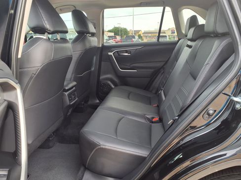 Used 2025 Toyota RAV4 XLE Premium FWD image 26