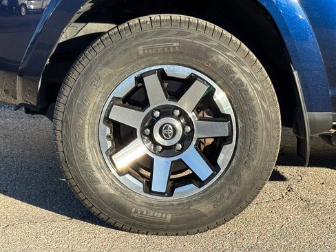 Used 2021 Toyota 4Runner TRD Off-Road Premium image 36