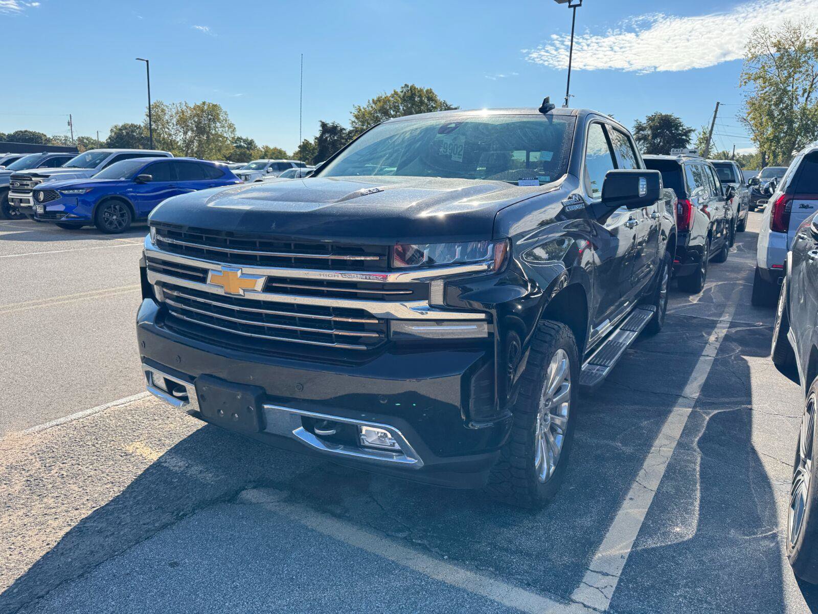 Used 2019 Chevrolet Silverado 1500 High Country AWD/4WD image 2