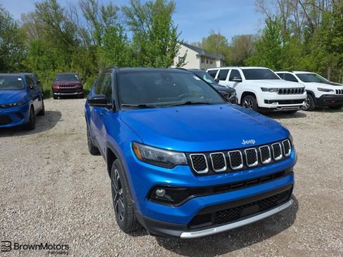 Used 2023 Jeep Compass Limited AWD/4WD image 1
