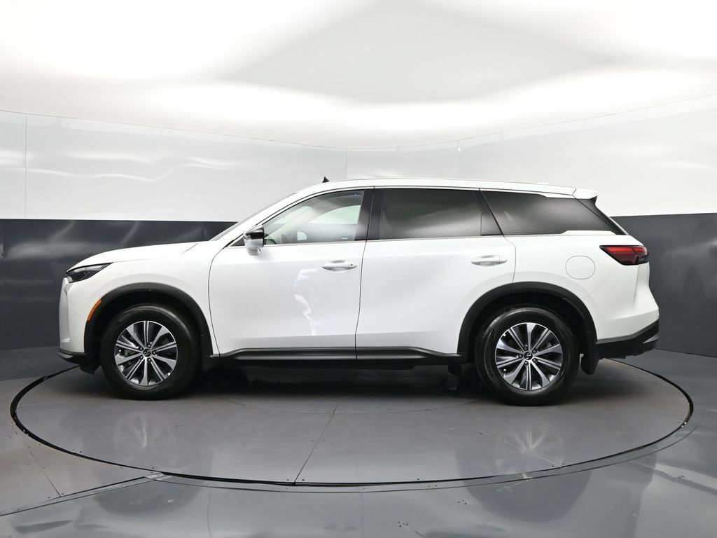 Certified 2026 INFINITI QX60 Pure w/ Cargo Package FWD image 4