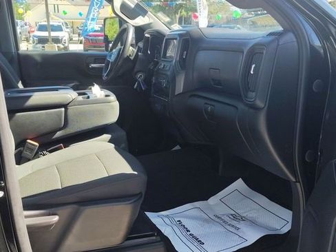 Used 2021 Chevrolet Silverado 2500 Custom w/ Custom Value Package image 23