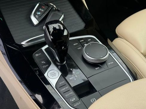 Used 2022 BMW X3 xDrive30i w/ Premium Package Essential image 27