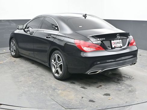 Used 2018 Mercedes-Benz CLA 250 4MATIC image 9