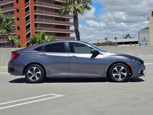 Used 2020 Honda Civic LX image 9