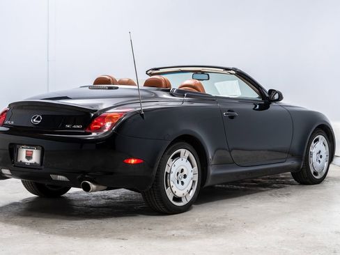 Used 2004 Lexus SC 430 Convertible RWD image 7