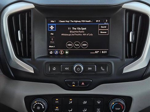 Used 2023 GMC Terrain SLE FWD image 12