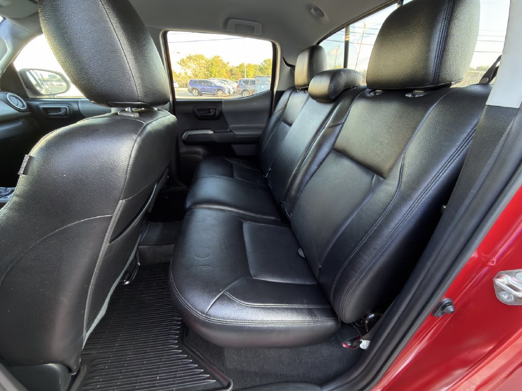 Used 2019 Toyota Tacoma SR5 RWD image 29