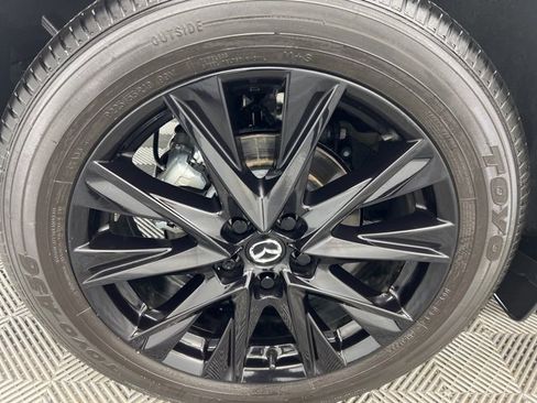 Used 2024 MAZDA CX-5 Carbon Edition image 10