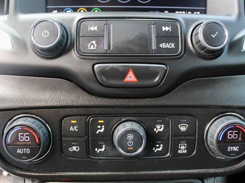 Used 2020 GMC Terrain SLT FWD image 21