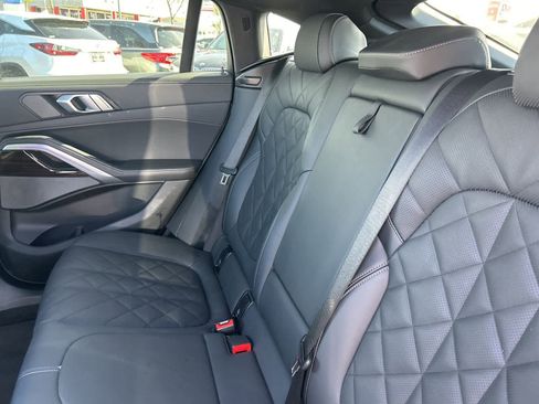 Used 2025 BMW X6 xDrive40i image 24
