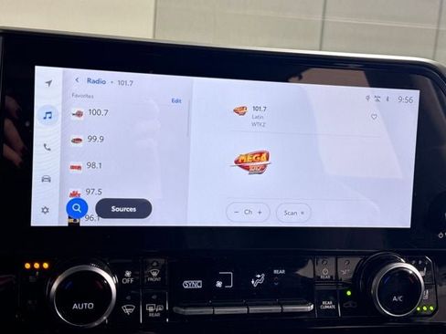 New 2026 Toyota Highlander Limited image 30