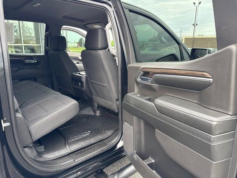 Used 2024 Chevrolet Silverado 1500 RST AWD/4WD image 26